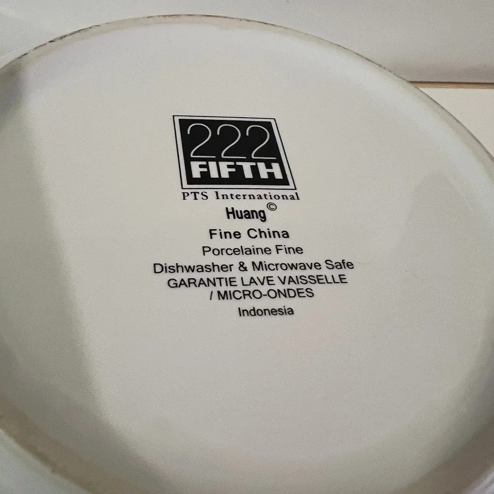 222 Fifth Huang Large Serving Bowl Floral‎ Design White Porcelain Fine China